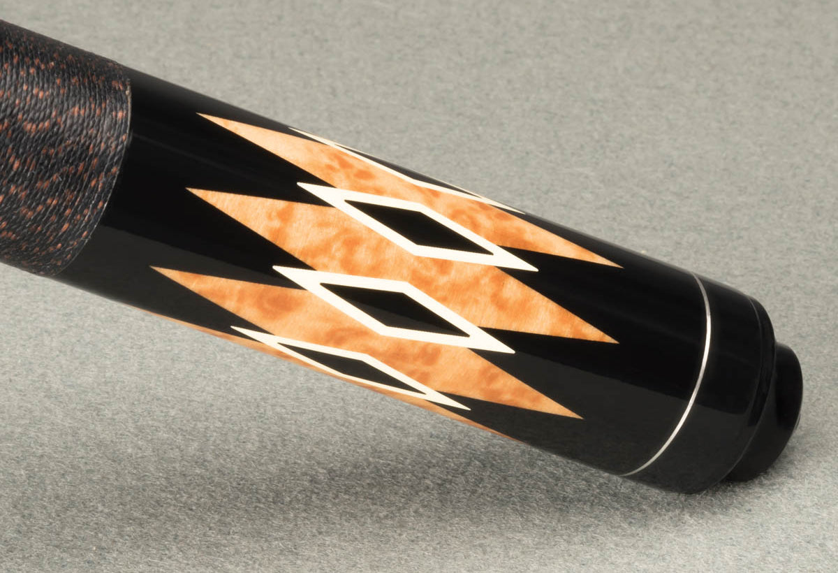 McDermott L33 Lucky Series Cue